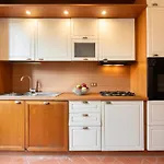 Via Panzani 16, 3Th Floor - Antonella - Elegant & Spacious, 3-Bedroom In Historic Center