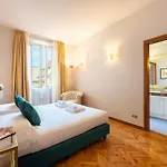 Via Panzani 16, 3Th Floor - Antonella - Elegant & Spacious, 3-Bedroom In Historic Center