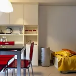 Homeby, Casa Spontini