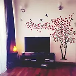 The Red Suite In Florence With Free Parking
