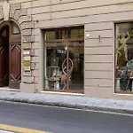 Florence Apartment In Central Florence