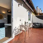Ponte Vecchio Rooftop Terrace With Private Heated Jacuzzi