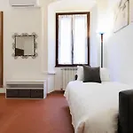Verrazzano Sweet House