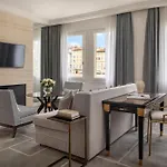 Lungarno Luxury Apartments - By Lungarno Collection