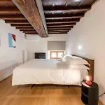 Appartamento Palazzo Bardi Apartments N 2