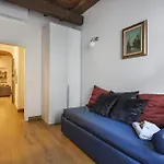 Family Apartment In Oltrarno Florence