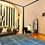 Chic Mamma Luxury Loft Suite