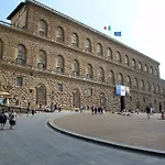 A Casa Di Caravaggio - Pitti