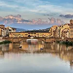 Piazza Del Carmine, Flo Apartments