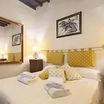 Curtatone Apartment