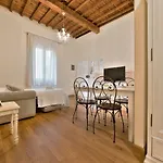 Wine Apartments Florence Ancellotta