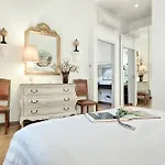 Santa Reparata Elegant