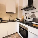 Diladdarno Holiday Home