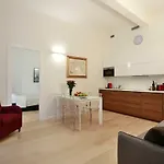 Opera 19 Luxury Apartment