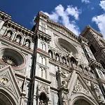 Historic center renovated apartment- Amazing location- AC&Elevator