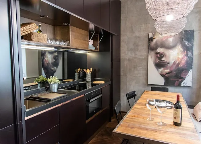 Ponte Vecchio Luxury And Stylish Apartment