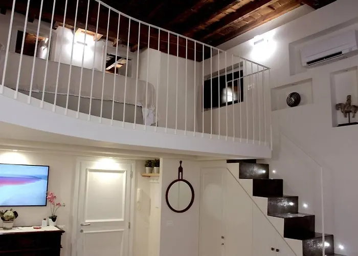Art Apartment Santa Croce Suite