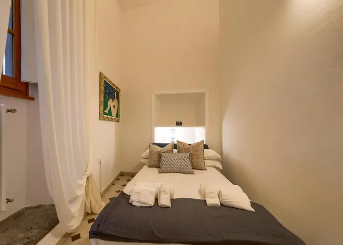 La Casa Di Bruna E Giordano In Santo Spirito