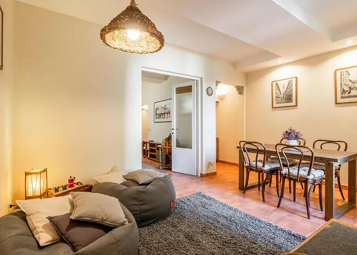 Mercato Di Sant\'Ambrogio Cozy Apartment