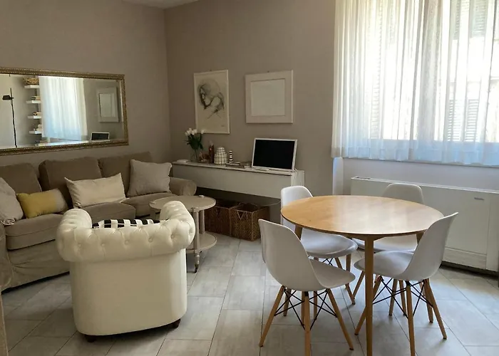 Apt In San Frediano Diladdarno