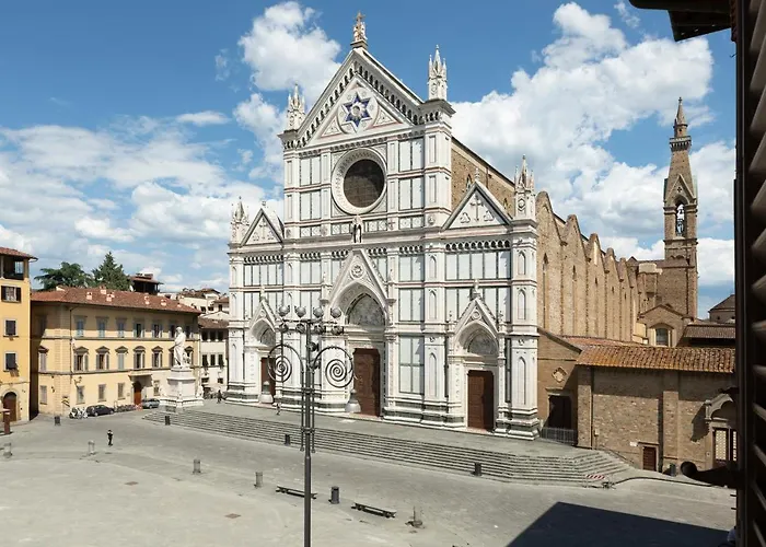 Santa Croce Front View Suite