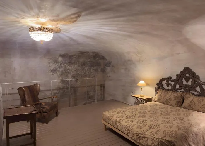 Renaissance Palace Noble Floor Apartment