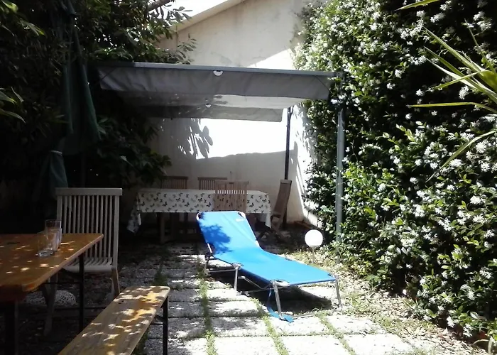 Lovely Garden Home In San Frediano