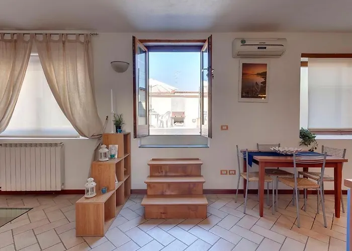 La Rosa Apartment