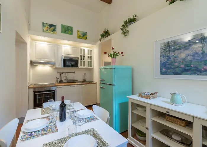 Pitti Suite-Hosted By Sweetstay
