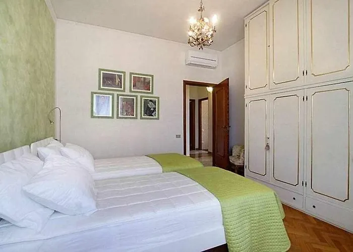 Frati Bigi With Two Bedrooms And Parking