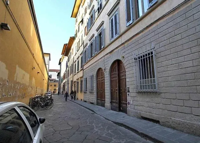 Two Bedrooms Apartment Near The Duomo Firenze