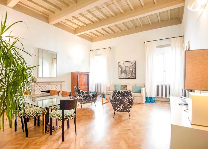 Beatrice Apartment By Firenze Prestige