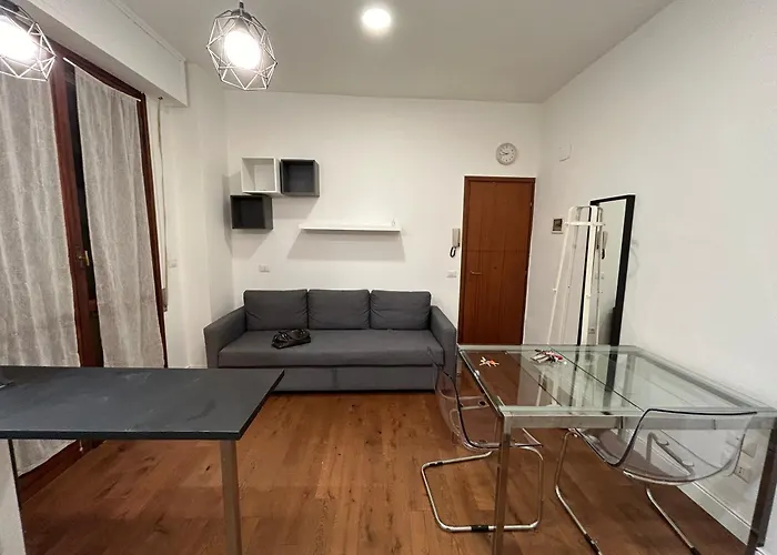 Lungarno Ferrucci 31