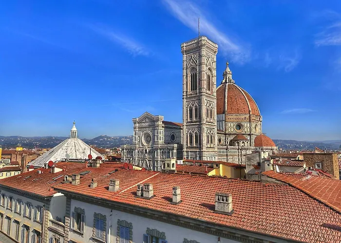 Holiday Ad Duomo, Florence
