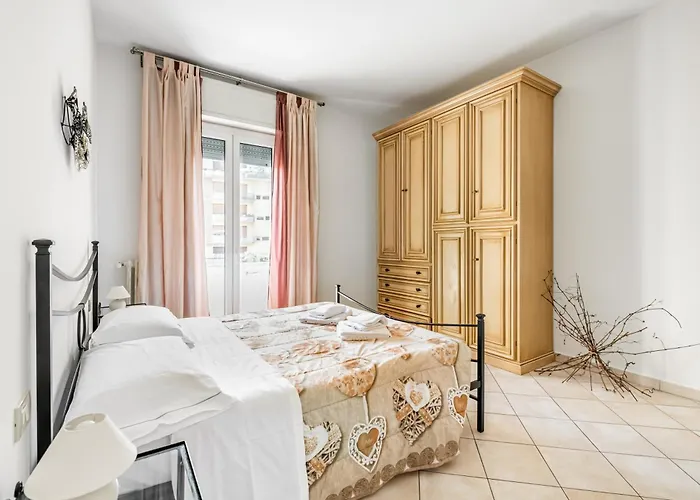 Florence Quiet And Cozy Apartment With Balcony