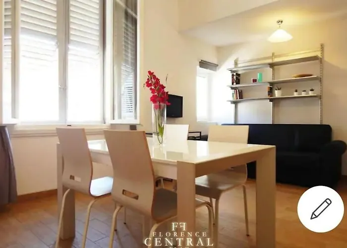 New!Bright & Central Apartment