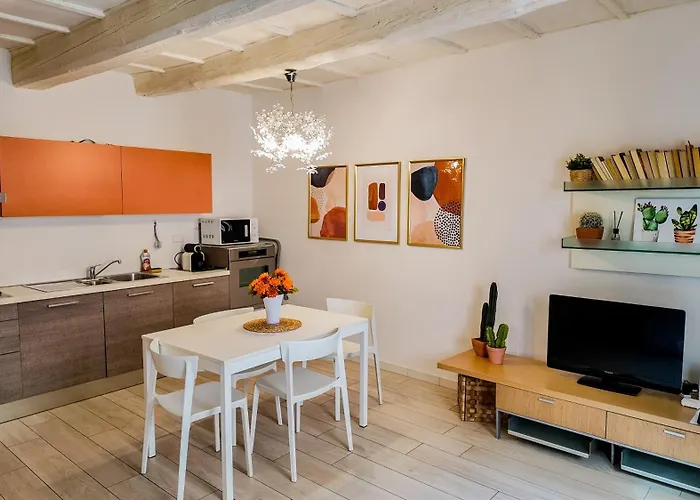 Little Sweet Home In Florence