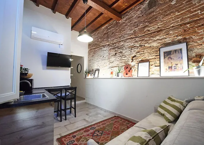 Dante, Apartment In The Historic Center