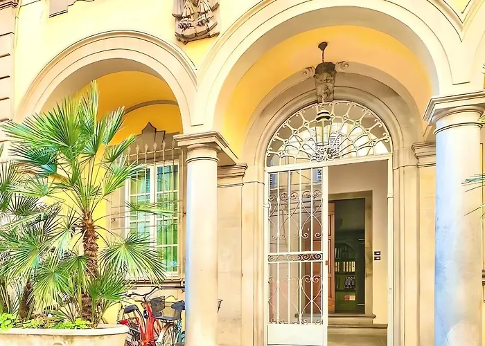 The Luxury Florence Historic Palace Of Santa Croce