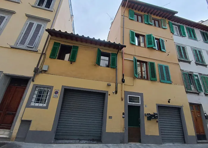 Mini Studio Very Central Close To The Train Station