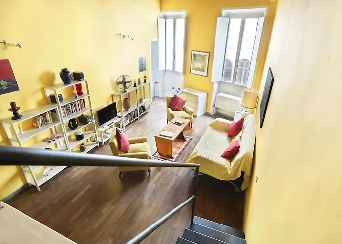 Relax Like Home, Via Ricasoli 6, Next To The Duomo Of Florence