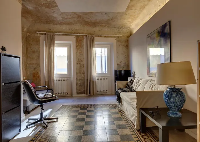 Orto Apartment By Mamo Florence