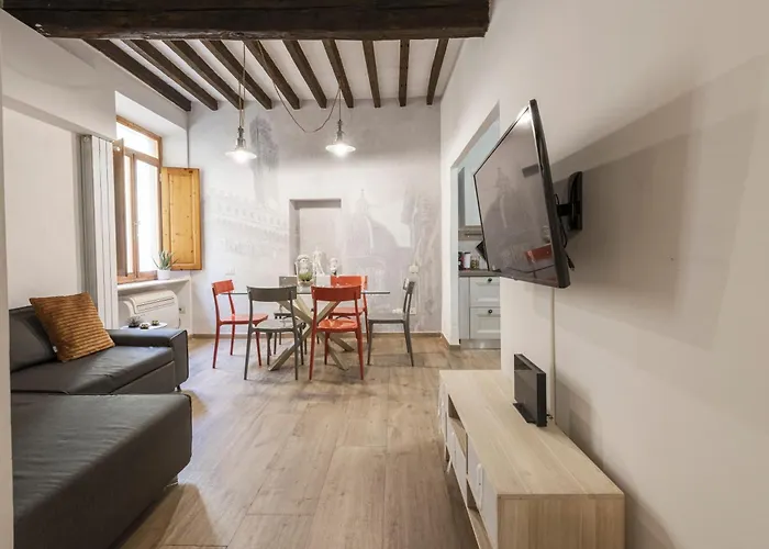 Laurel Apartment By Mmega