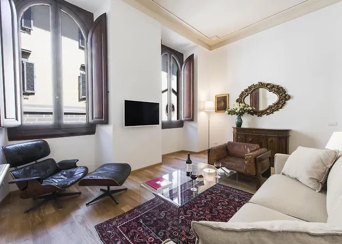 Apartment Degas Near Santa Maria Del Fiore Cathedral By Halldis