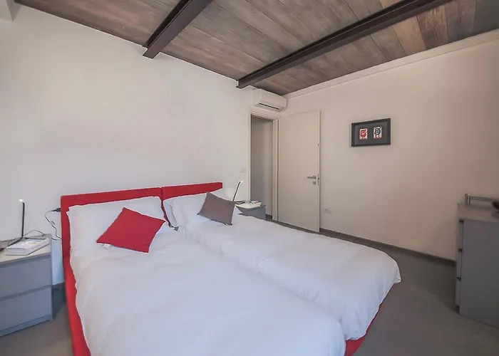 Apartments Florence Pepi attic