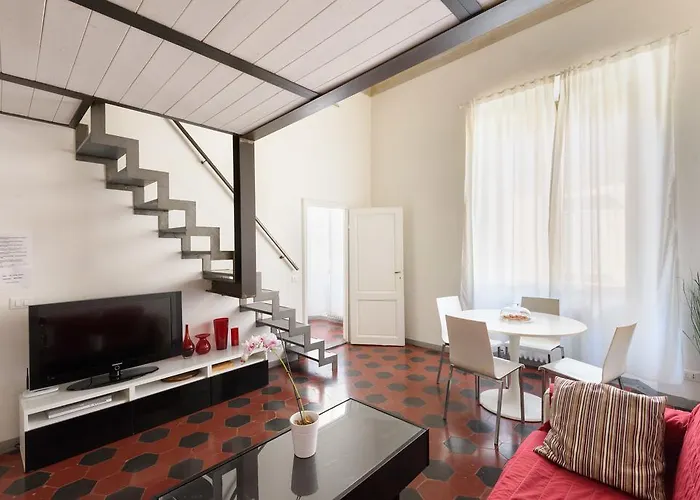 Two-Bedroom Close To Mercato Centrale