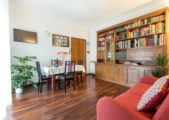 Santa Maria del Carmine Apartment