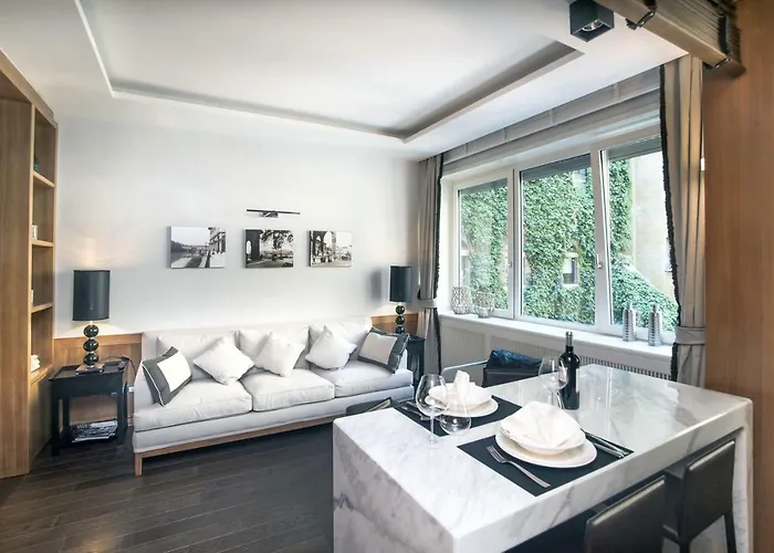 7 Borgo San Jacopo