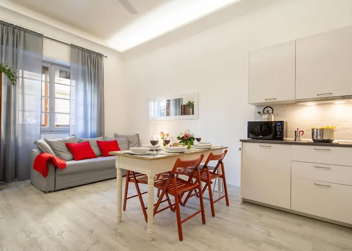 Central Station Apartment By Mmega
