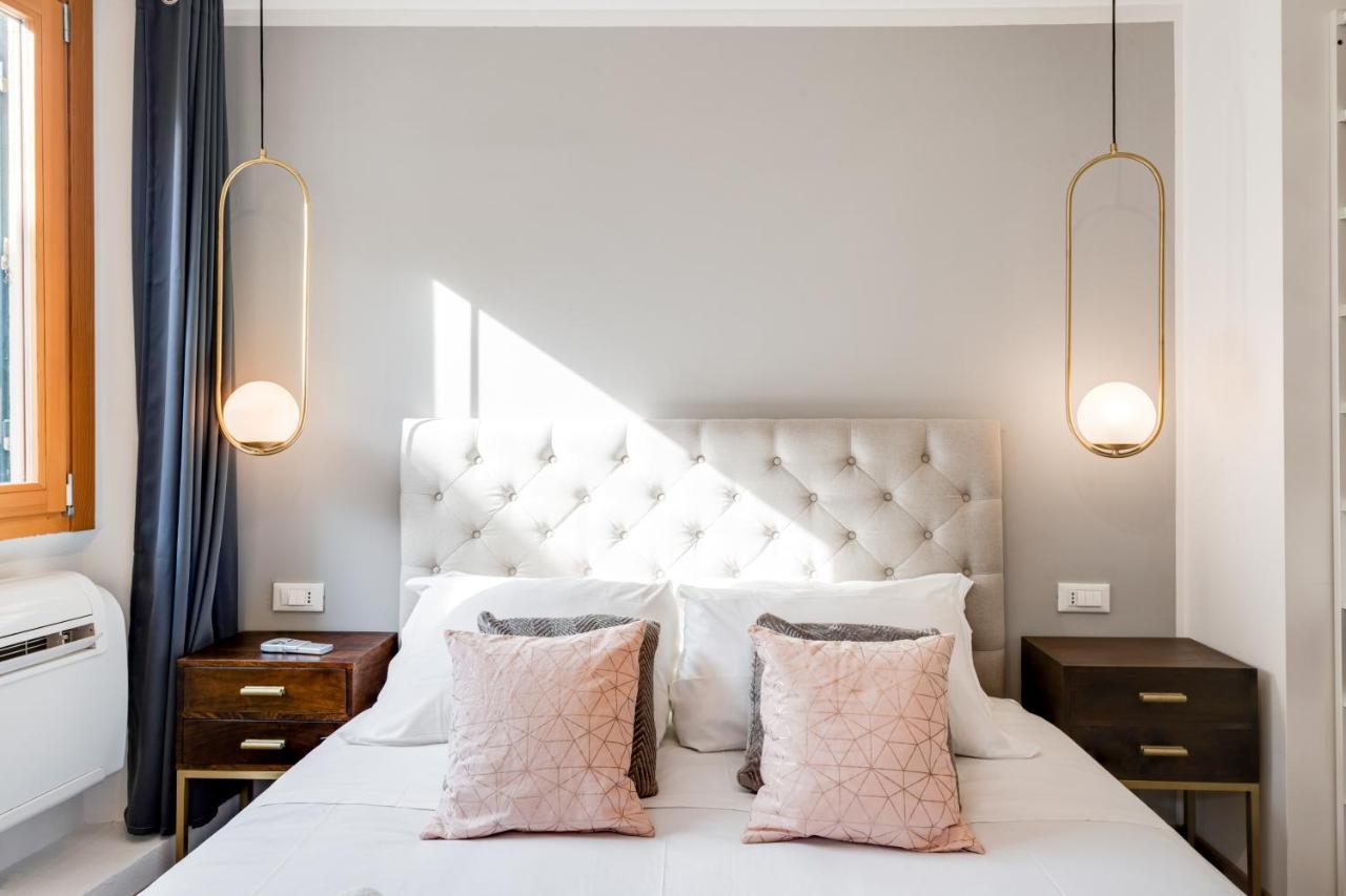Santa Croce Flat - Modern *
